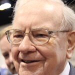 Does Warren Buffett Know Something Wall Street Doesn’t? He Just Sold a Vanguard Fund a Top Analyst Says May Soar 169%.