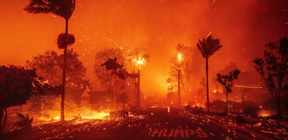 palisades-fire-ravages-neighborhood-AP-scaled.jpg