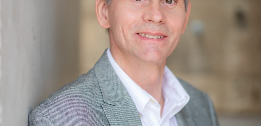 ScottZoldiHS_cropped.jpeg