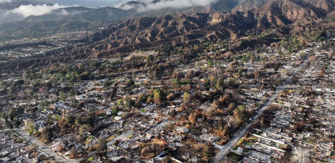 Aerial-view-of-homes-burned-in-the-Eaton-Fire-Bloomberg-scaled.jpg