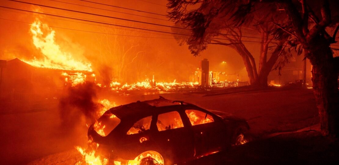 fire-burns-vehicles-and-structures-in-pacific-palisades-AP-scaled.jpg